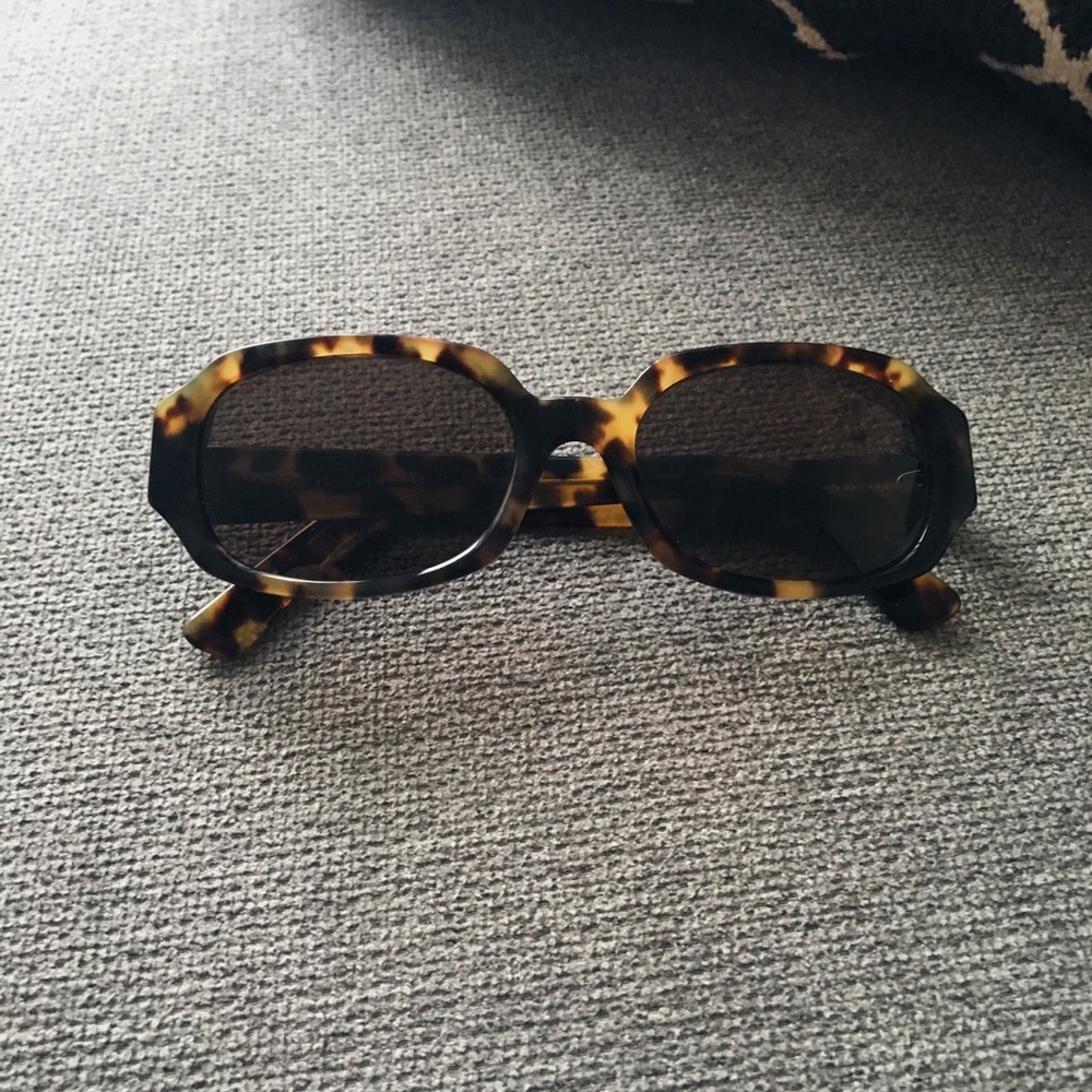 AUTHENTIC VINTAGE Fendi Turtle Sunglasses